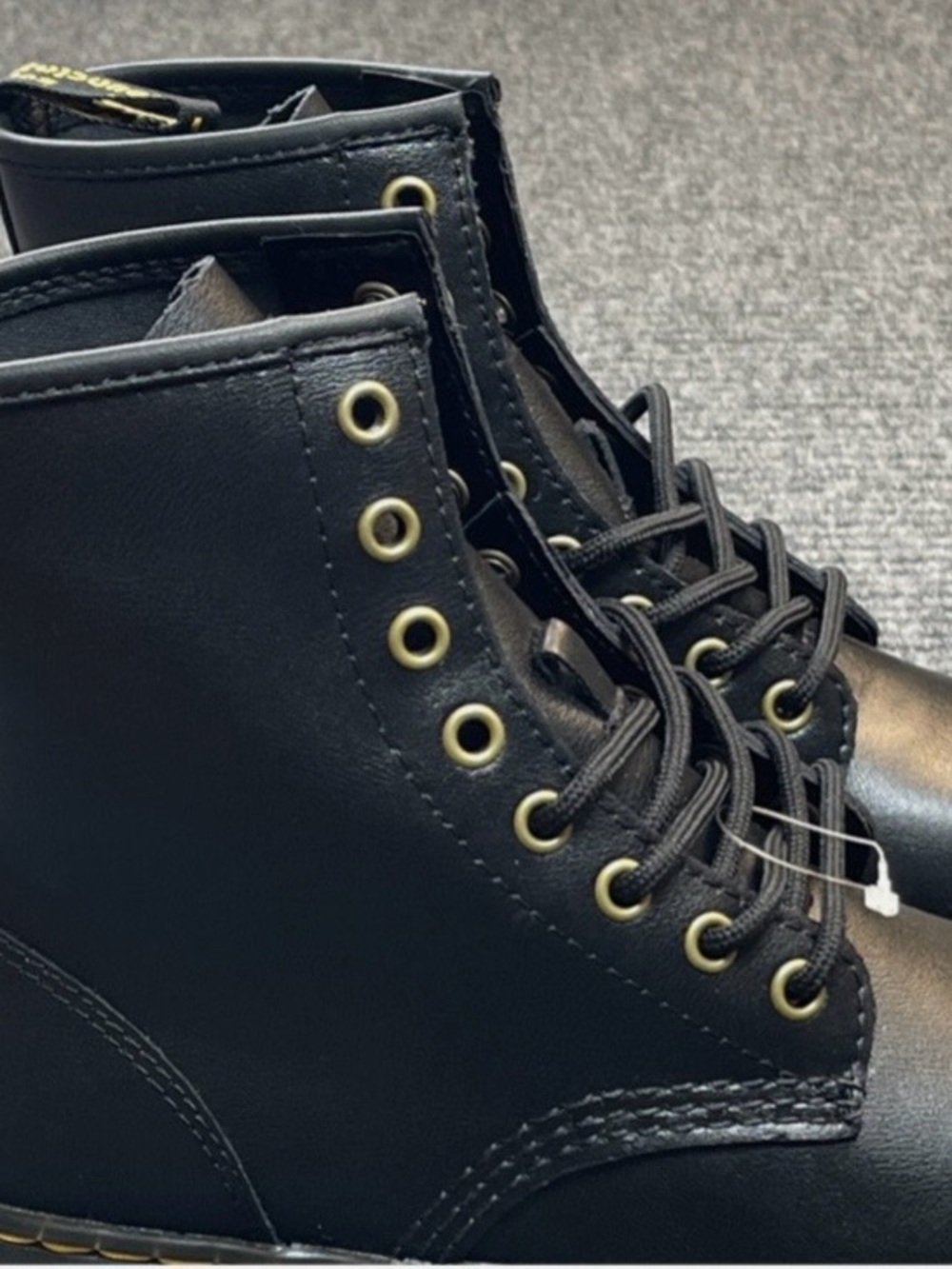 Dr. Martens Zavala Women Size 7 Black Hydro Leather Combat Boots NEW - Picture 8 of 13